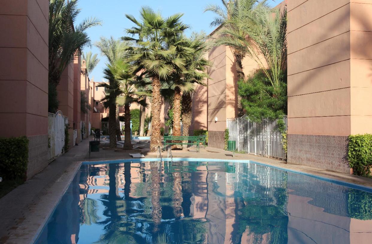 Maison Riad Traditionnel Idealement Situe A Marrakech Марракеш Екстер'єр фото